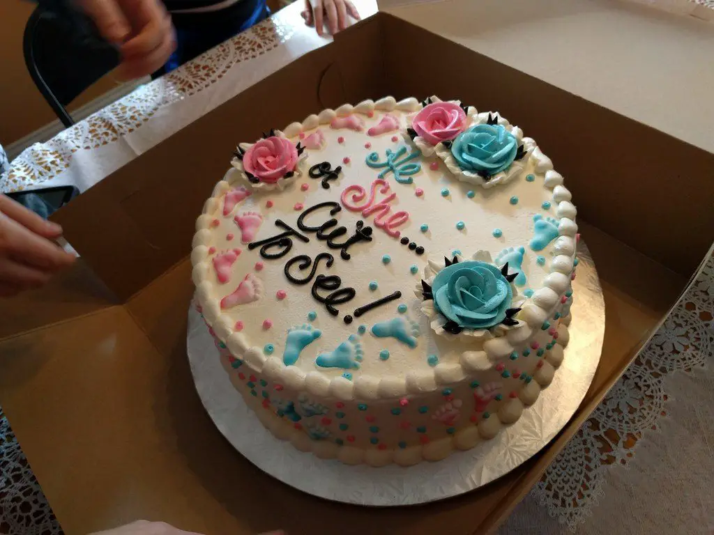 how to make a gender reveal cake